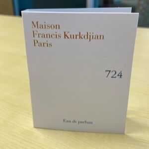 724 Eau de Perfum 2ml -0.06 fl oz.
Maison Fracais, new never sprayed